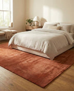 Liso Terracotta solid hand-tufted wool rug, view 3