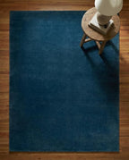 Liso Space Blue solid hand-tufted wool rug, view 5