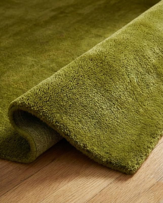 Liso Meadow Green solid hand-tufted wool rug, view 4