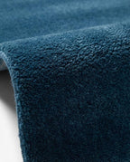 Liso Space Blue solid hand-tufted wool rug, view 4
