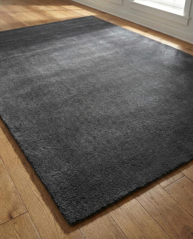 Liso Charcoal solid hand-tufted wool rug, view 4