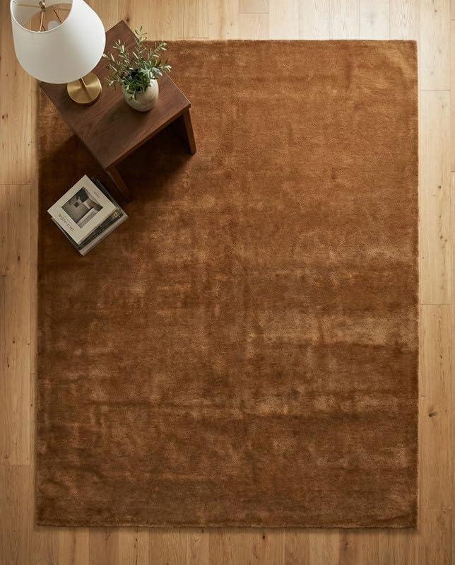 Liso Sand solid hand-tufted wool rug, view 5