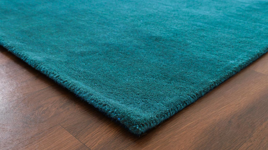 Liso Turquoise solid hand-tufted wool rug, view 2