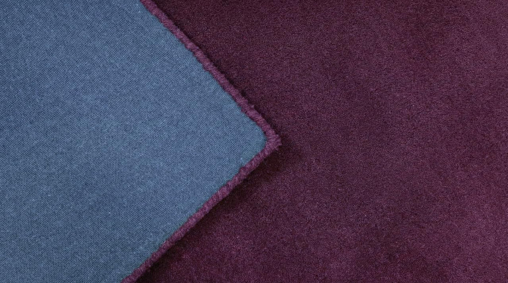 Liso Black Currant solid hand-tufted wool rug, view 5