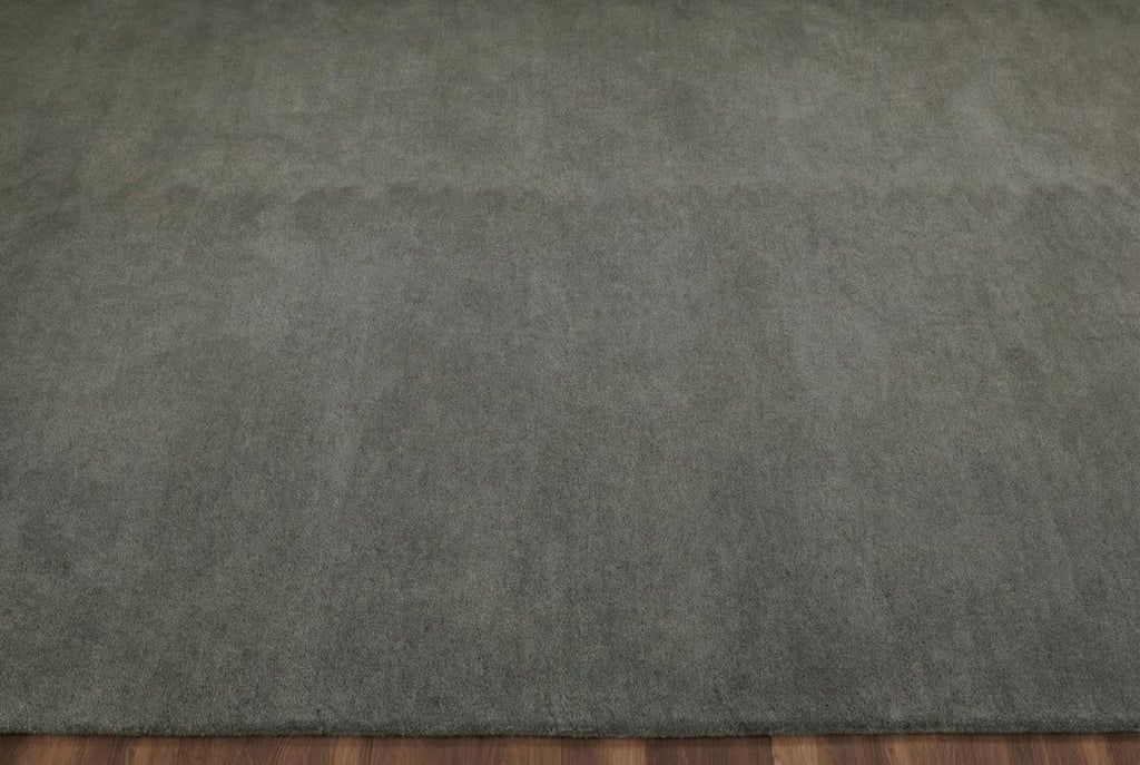 Liso Ash Grey solid hand-tufted wool rug, view 3
